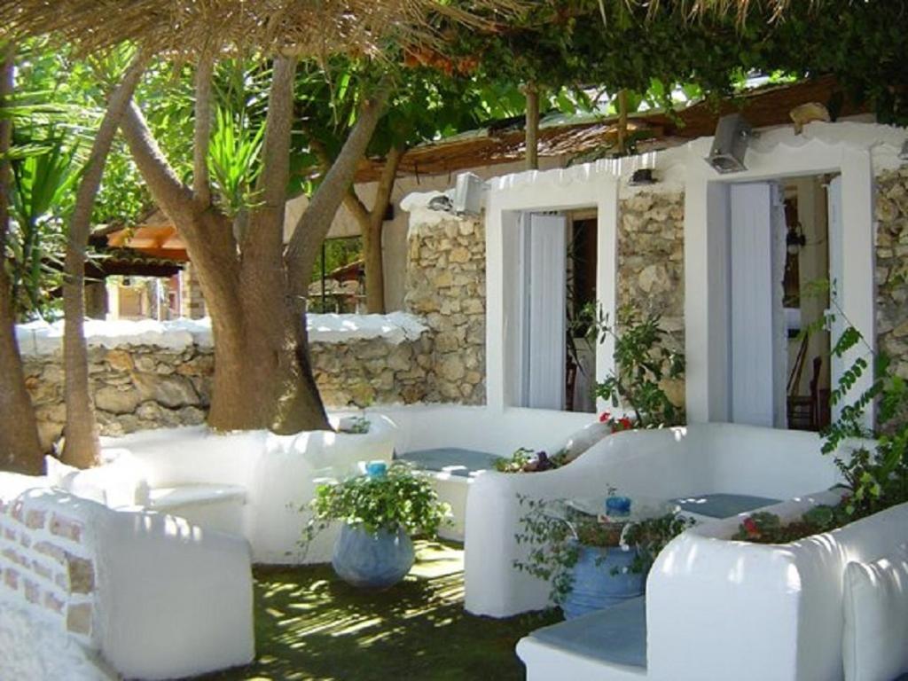 Taradella Hotel Alissos Экстерьер фото